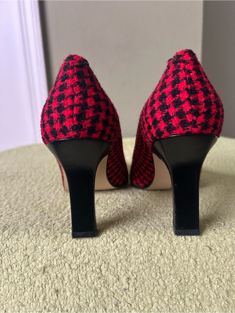 NWOB Costa Blanca Red & Black Houndstooth Pointed Pumps Sz 6 - Picture 8 of 12